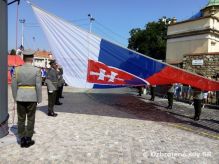 Prísluníci Velitežstva posádky Bratislava na Dni otvorených dverí Národnej Rady SR
