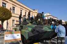 De s ozbrojenmi silami a zbormi Slovenskej republiky v Skalici